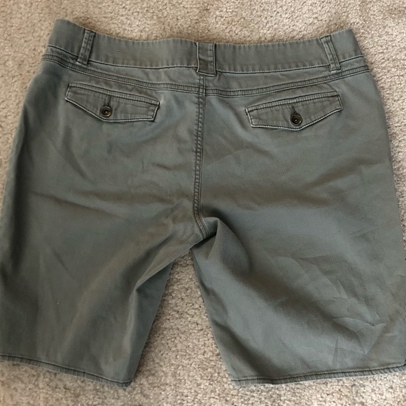 💚Arizona Bermuda Shorts - Picture 4 of 5